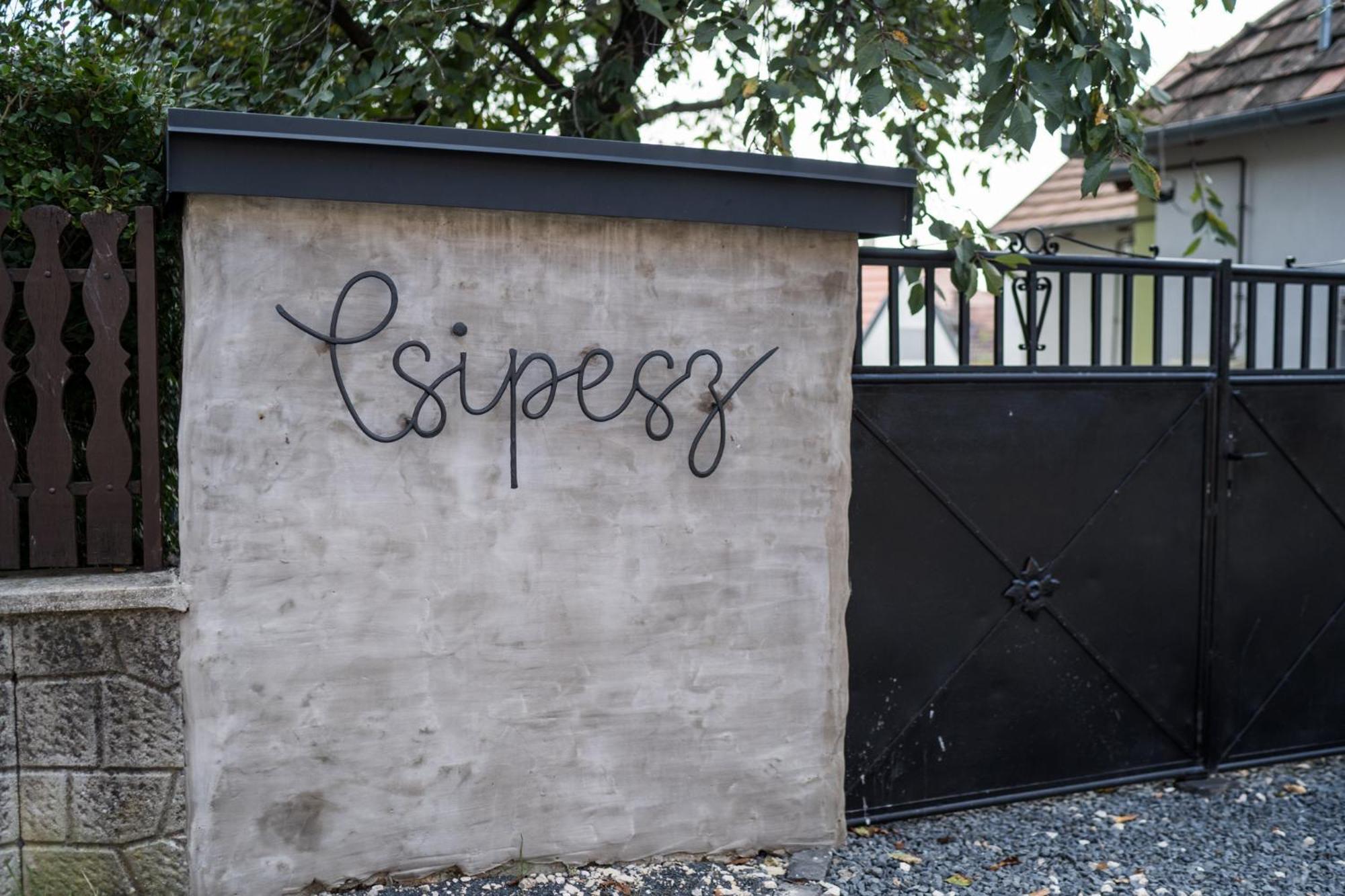 Csipesz_Vendeghaz Daire Sümeg Dış mekan fotoğraf